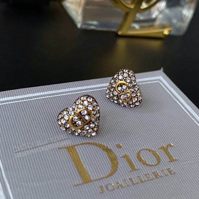 Dior飾品 迪奧經典熱銷款復古做舊金屬心桃鑲鑽耳釘  zgd1293